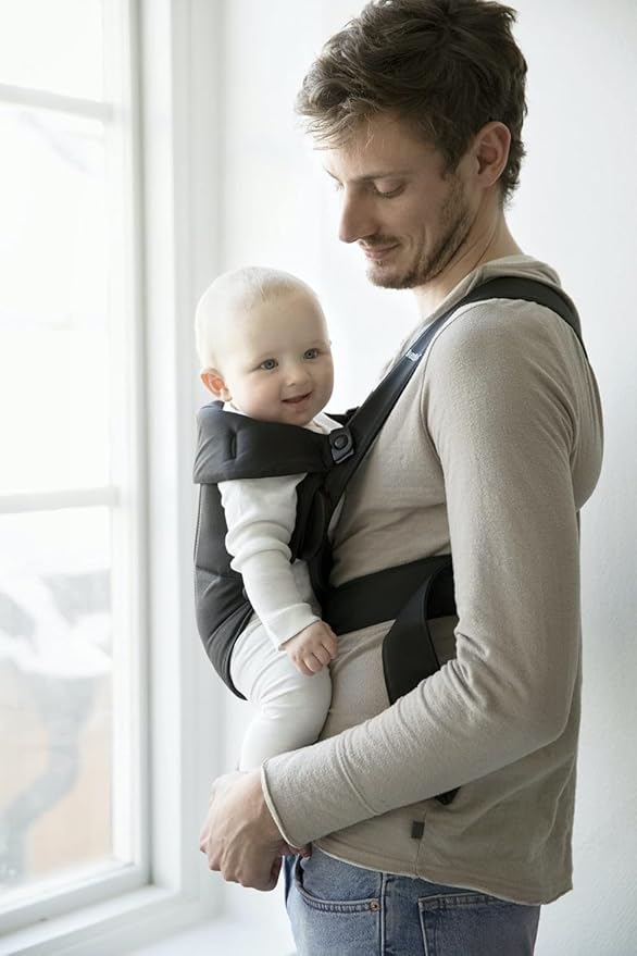 BabyBjörn Baby Carrier Mini, Cotton, Black