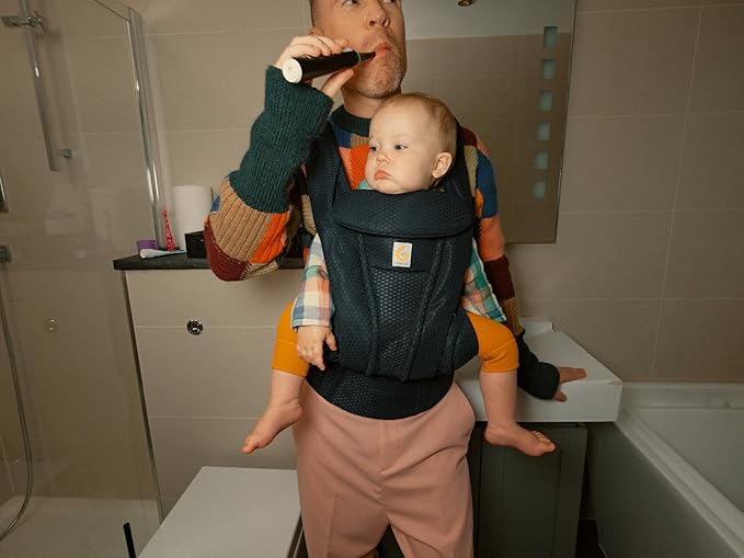 Ergobaby Omni Deluxe Baby Carrier Newborn to Toddler - Breathable Baby Carriers for Summer - All-Position Carrier with Enhanced Lumbar Support & Airflow (7-45 Pounds), Cotton, Midnight Blue